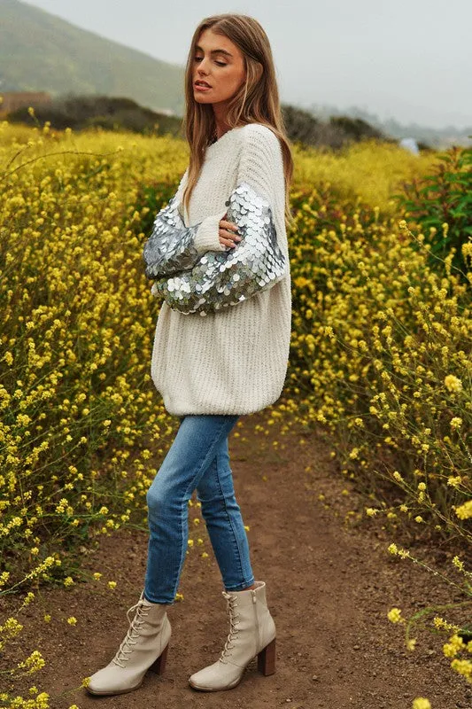 Davi & Dani Sequin Sleeve Sweater Knit Top